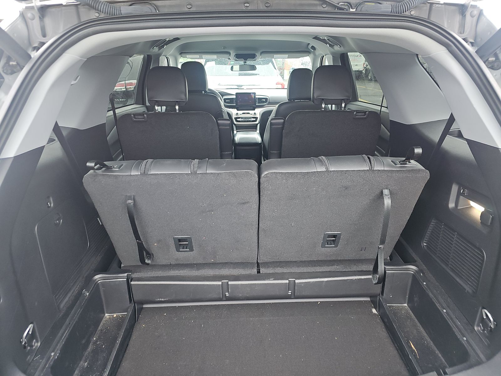 2023 Ford Explorer XLT AWD