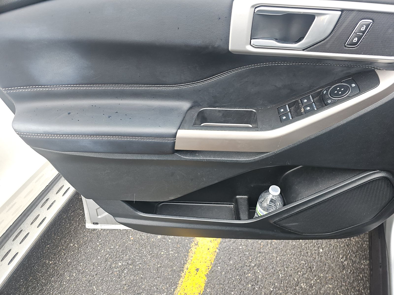 2023 Ford Explorer XLT AWD