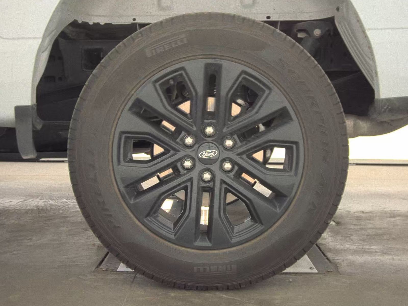 2025 Ford F-150 XLT AWD