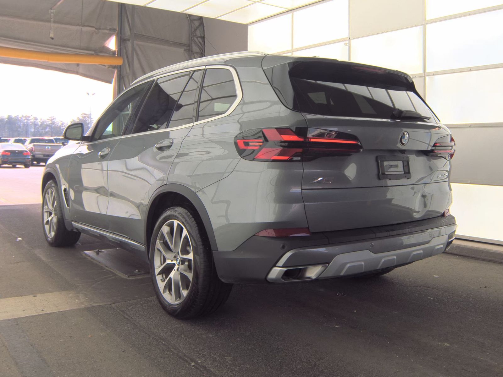 2025 BMW X5 xDrive40i AWD