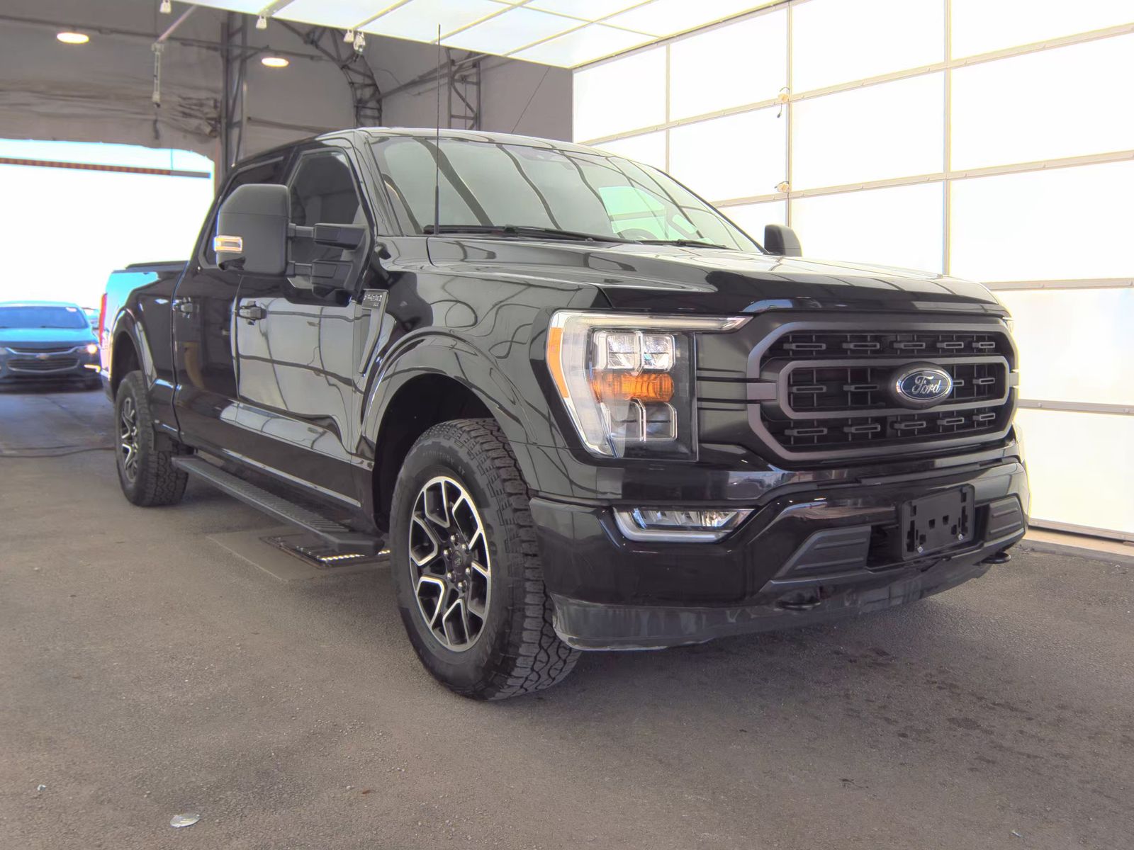 2023 Ford F-150 XLT AWD