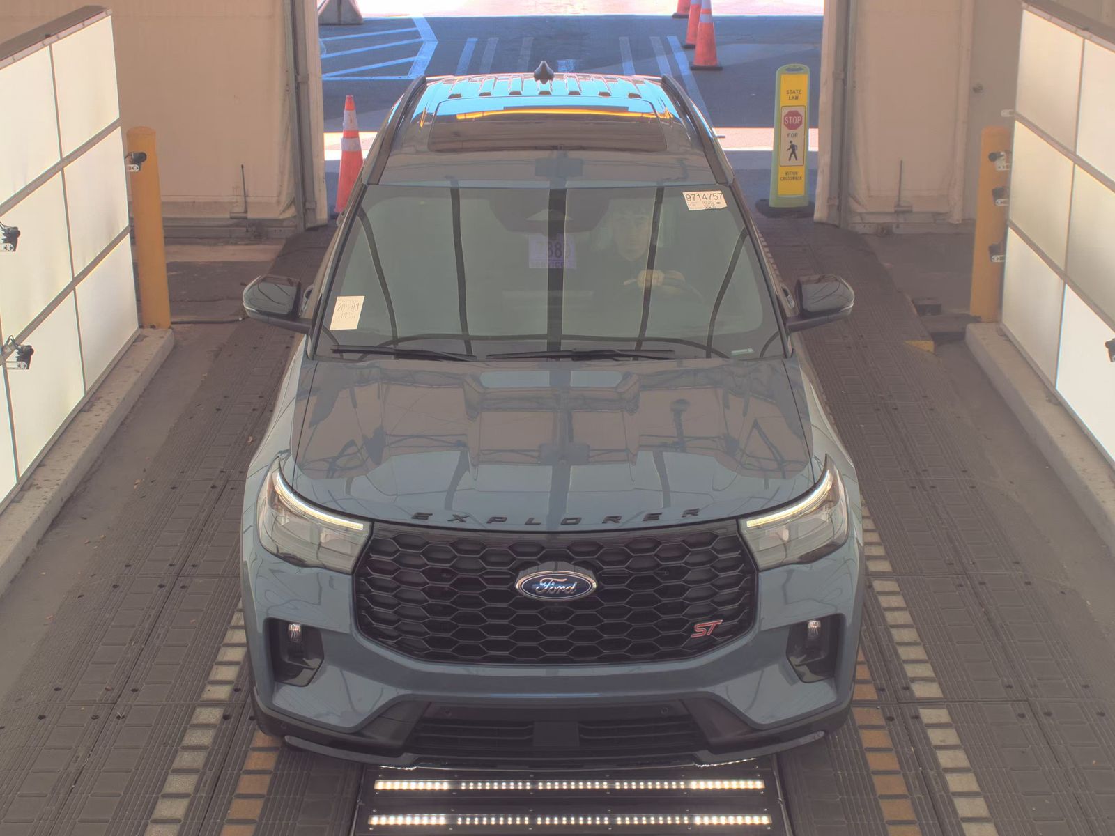 2025 Ford Explorer ST AWD