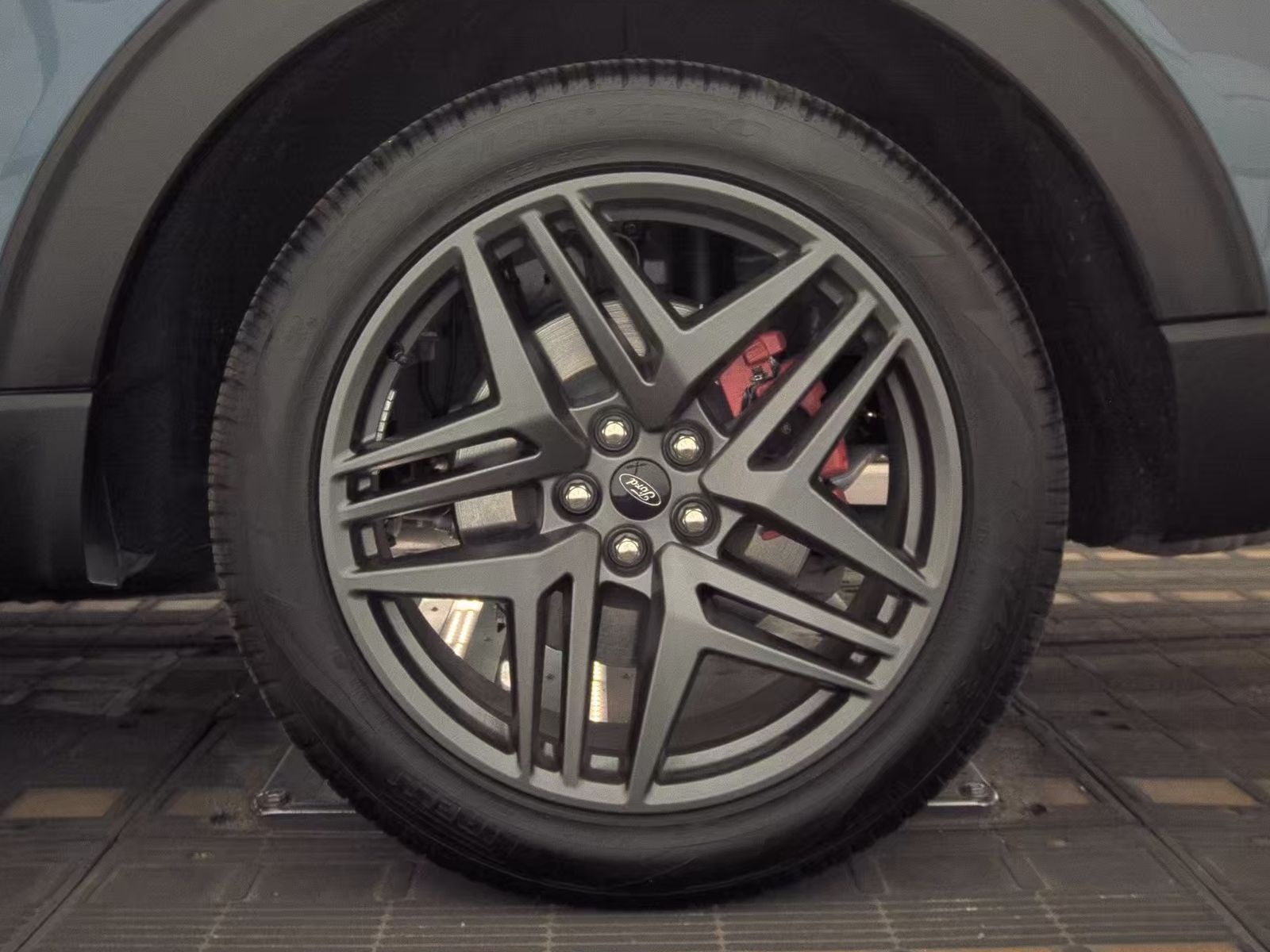 2025 Ford Explorer ST AWD