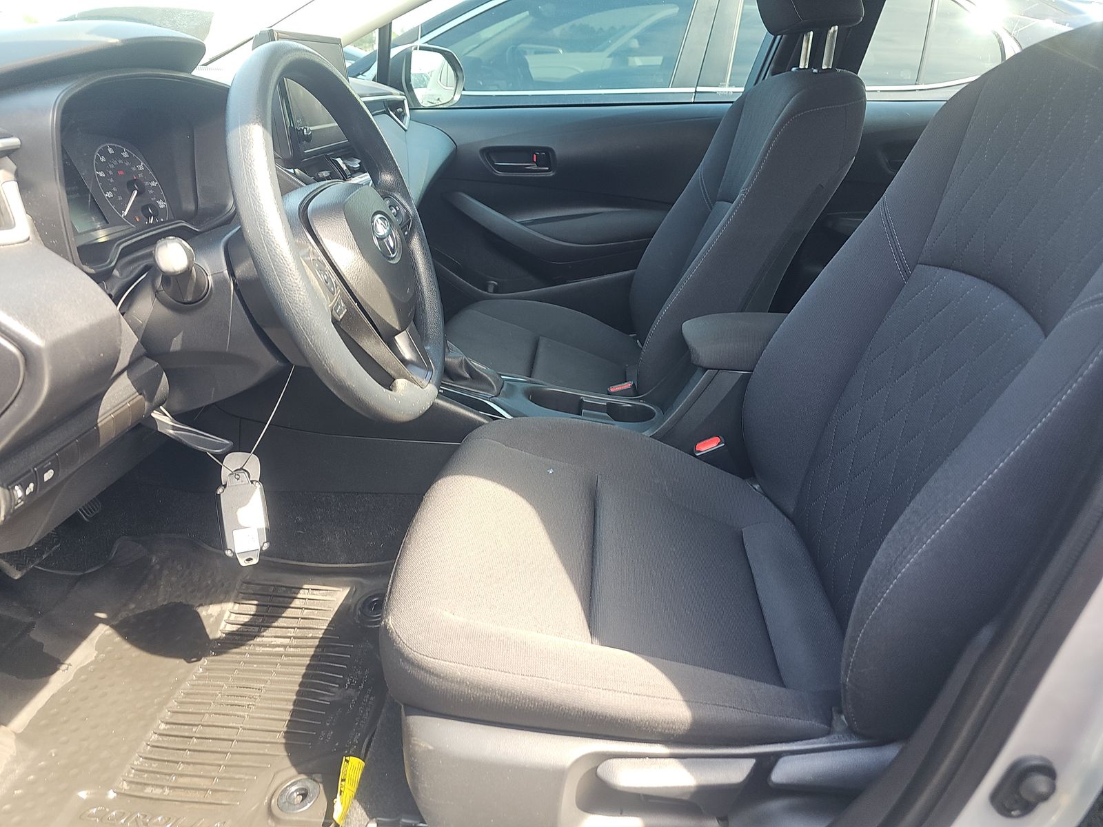 2024 Toyota Corolla LE FWD