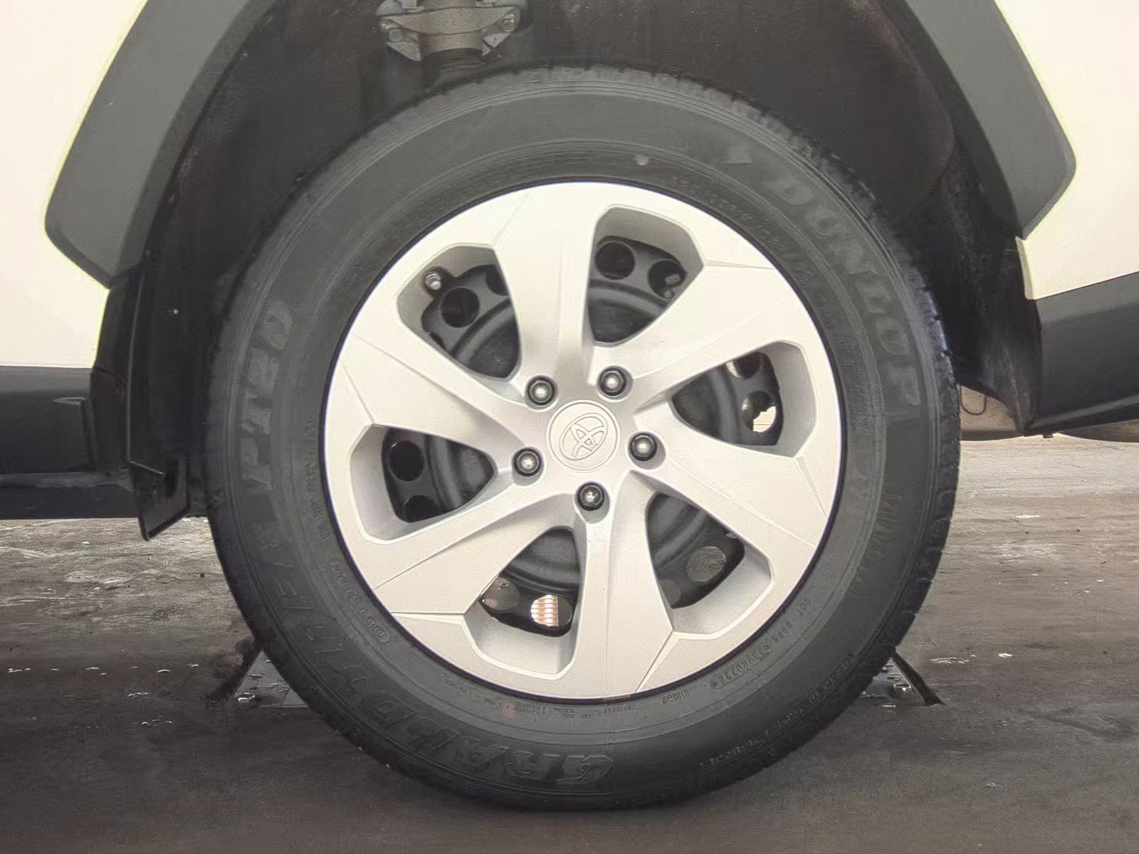 2024 Toyota RAV4 LE AWD