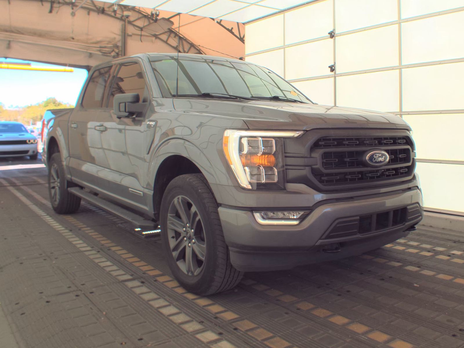 2023 Ford F-150 Hybrid XLT AWD