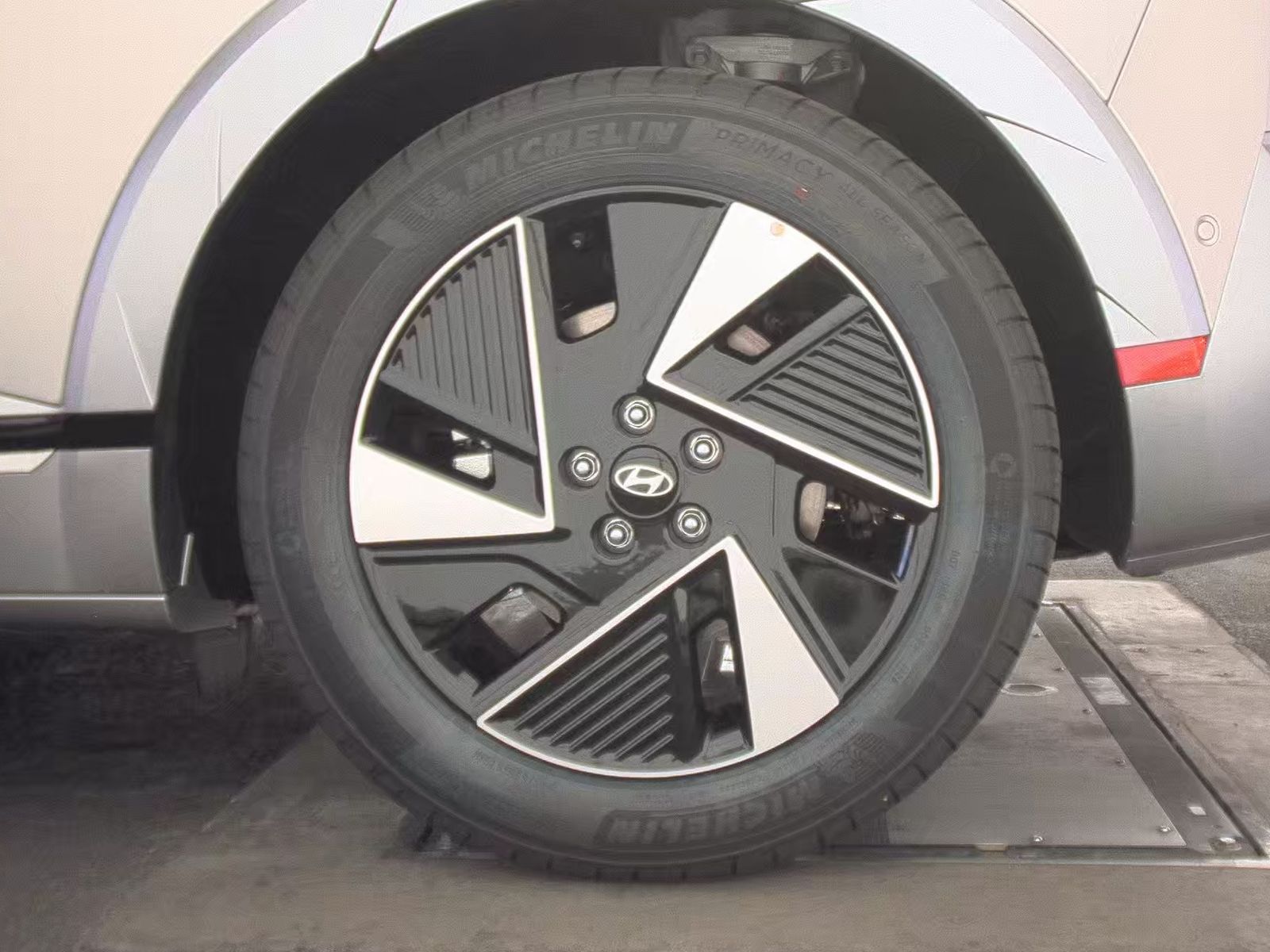 Hyundai IONIQ 5 Limited снимка Hyundai IONIQ 5 Limited