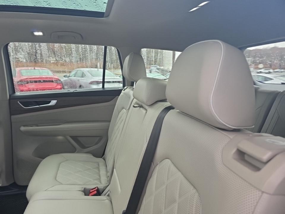 2024 Volkswagen Atlas 2.0T SEL Premium R-Line AWD