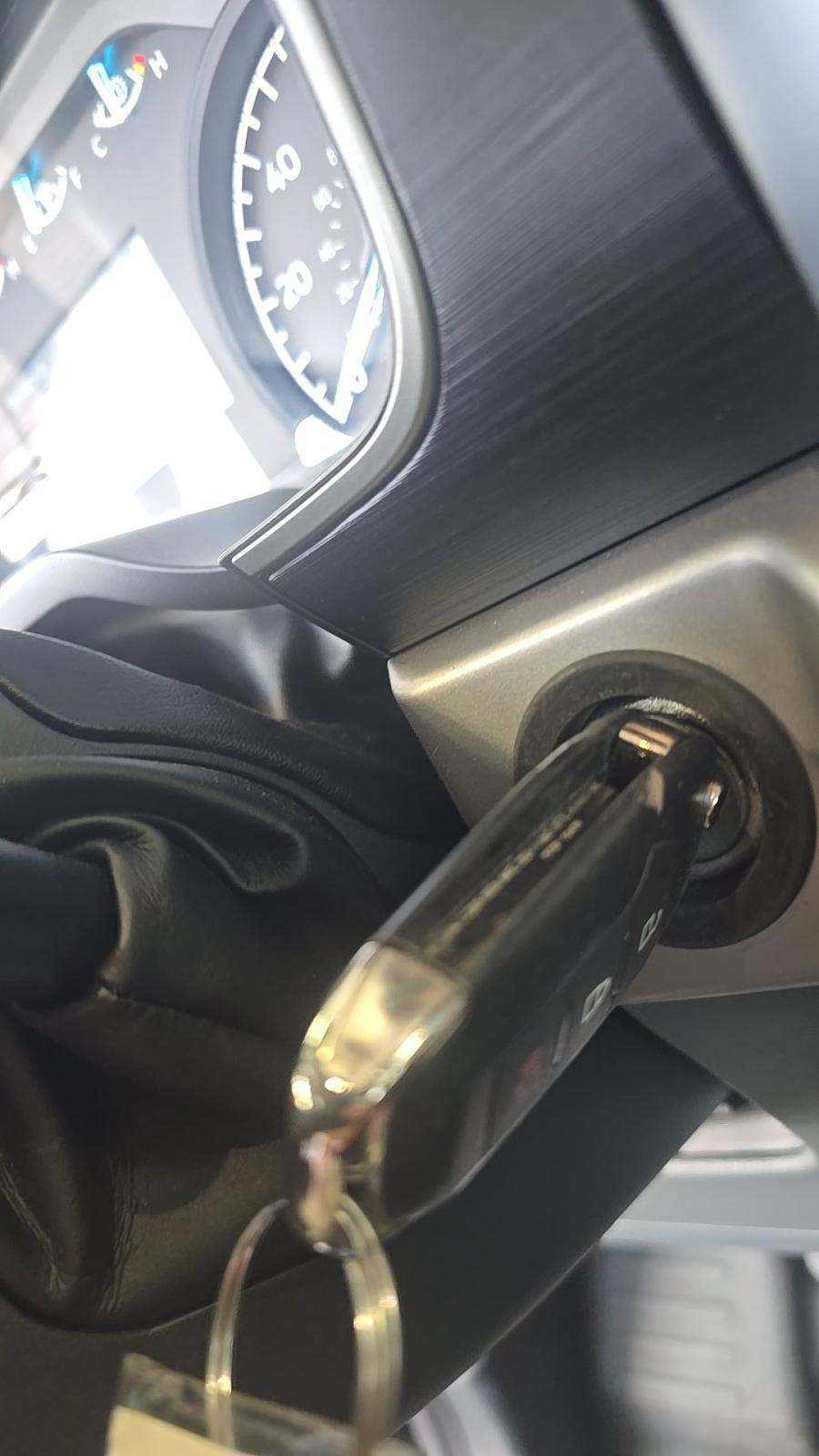 2022 Ford F-150 XL RWD