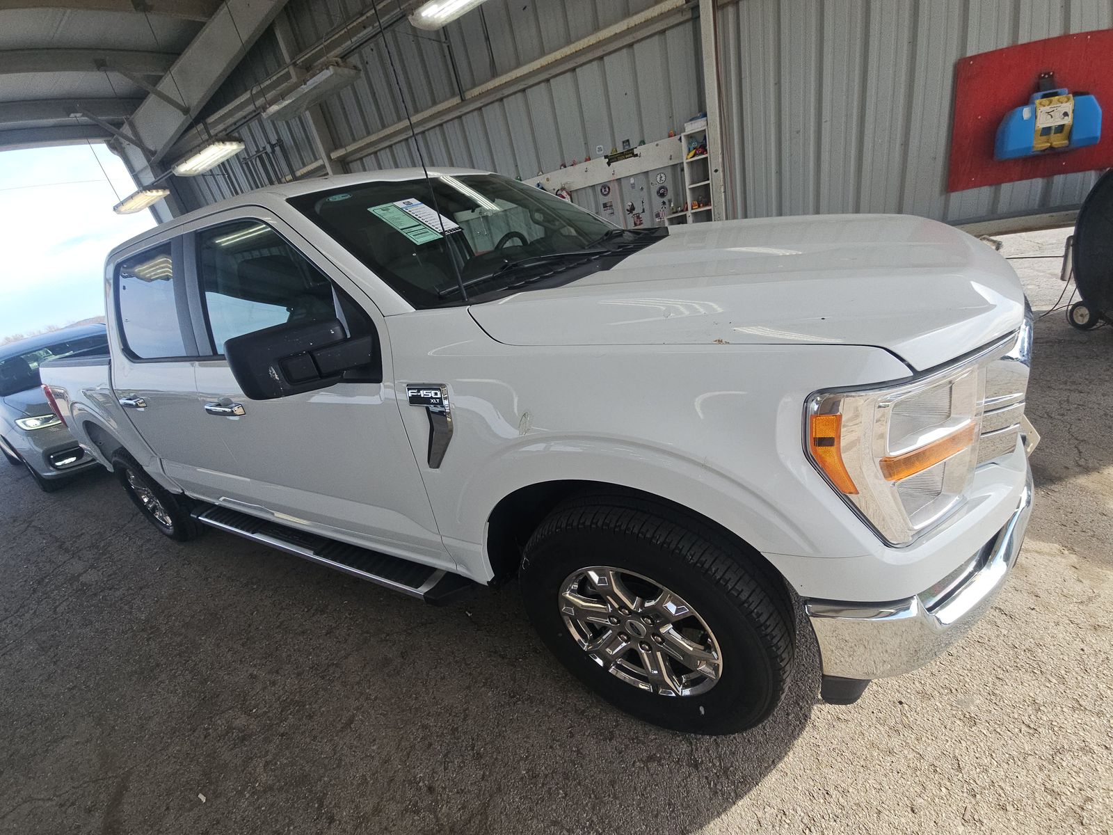 2023 Ford F-150 XLT AWD