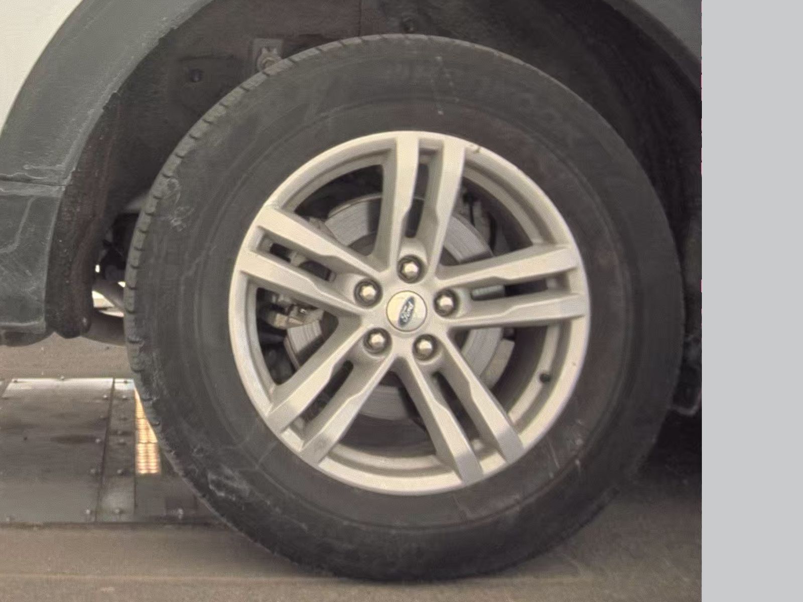 2024 Ford Explorer XLT AWD