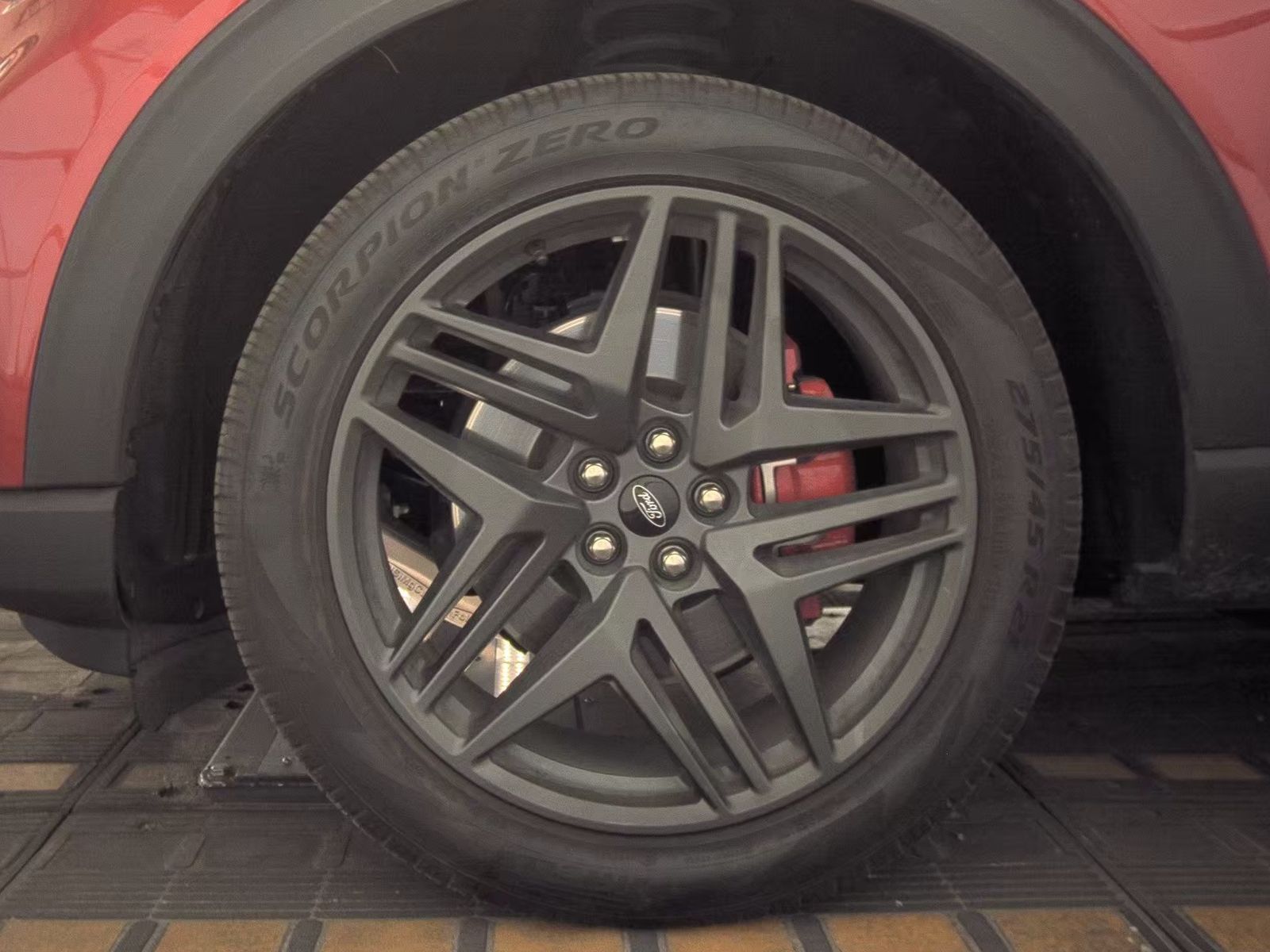 2025 Ford Explorer ST FWD