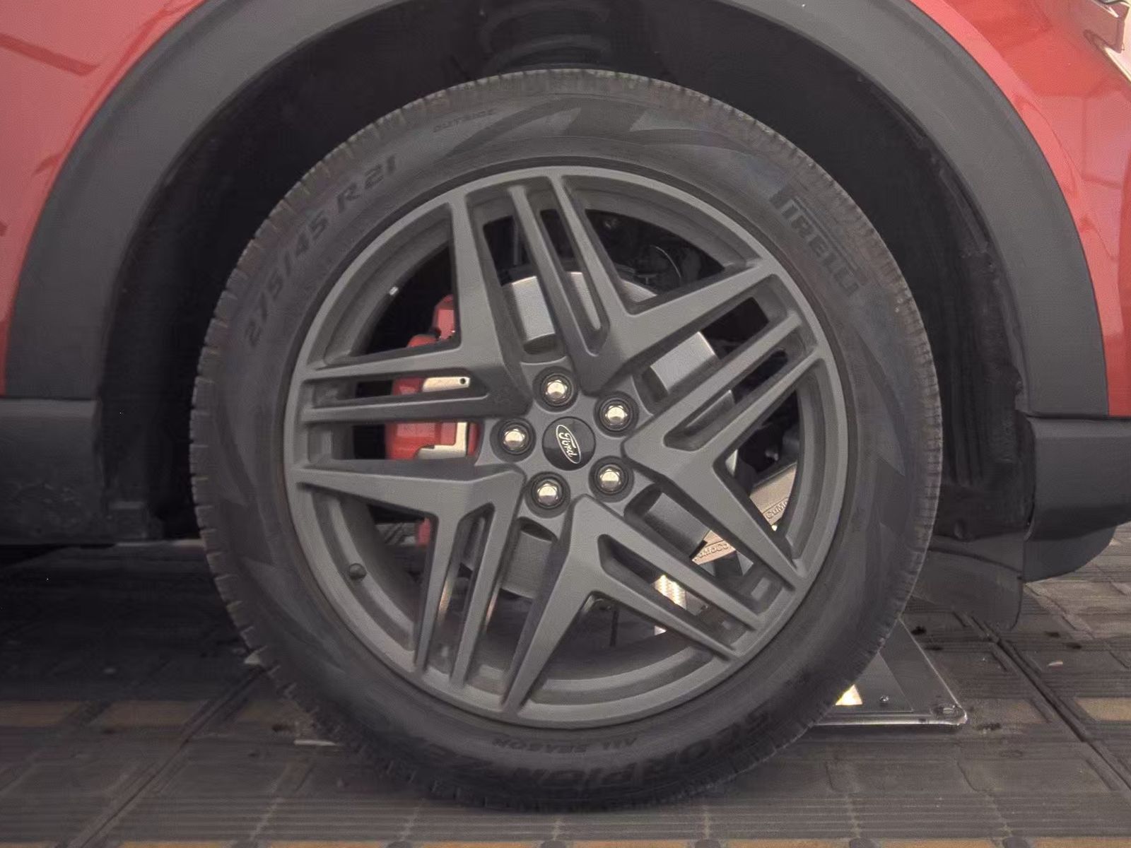 2025 Ford Explorer ST FWD