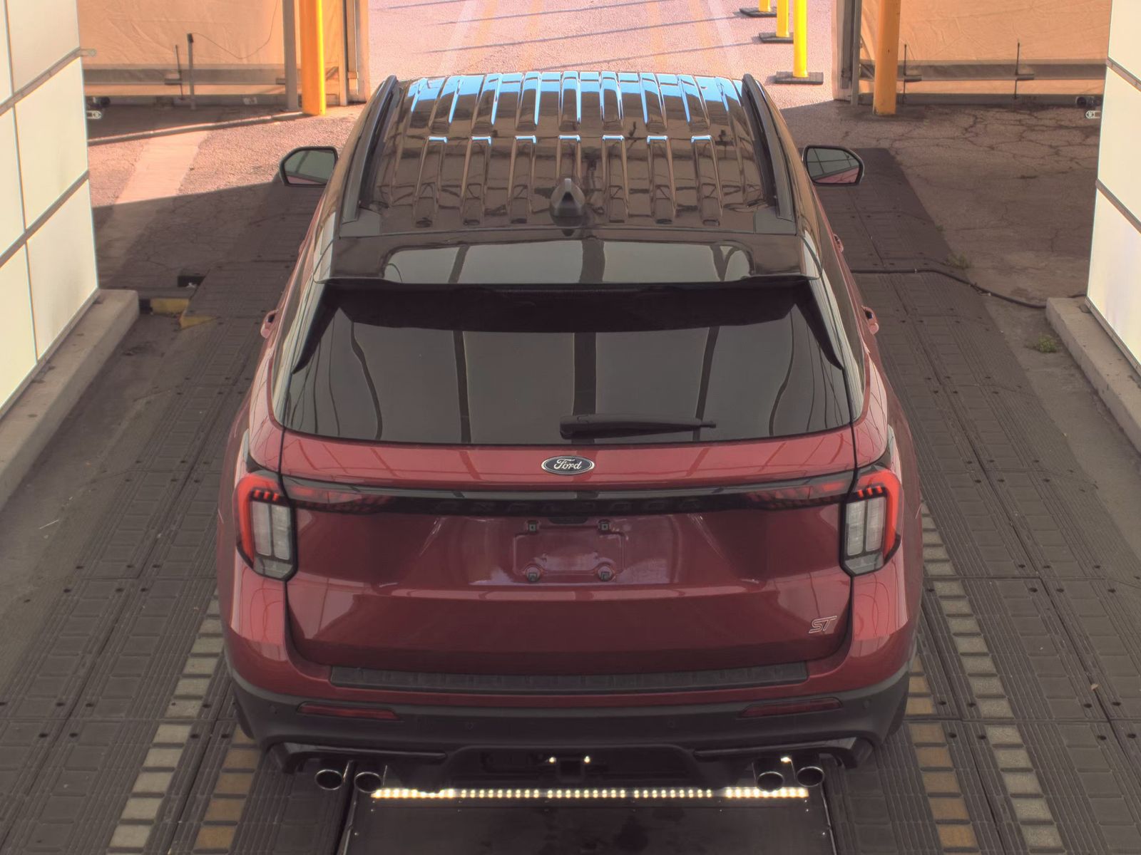 2025 Ford Explorer ST FWD