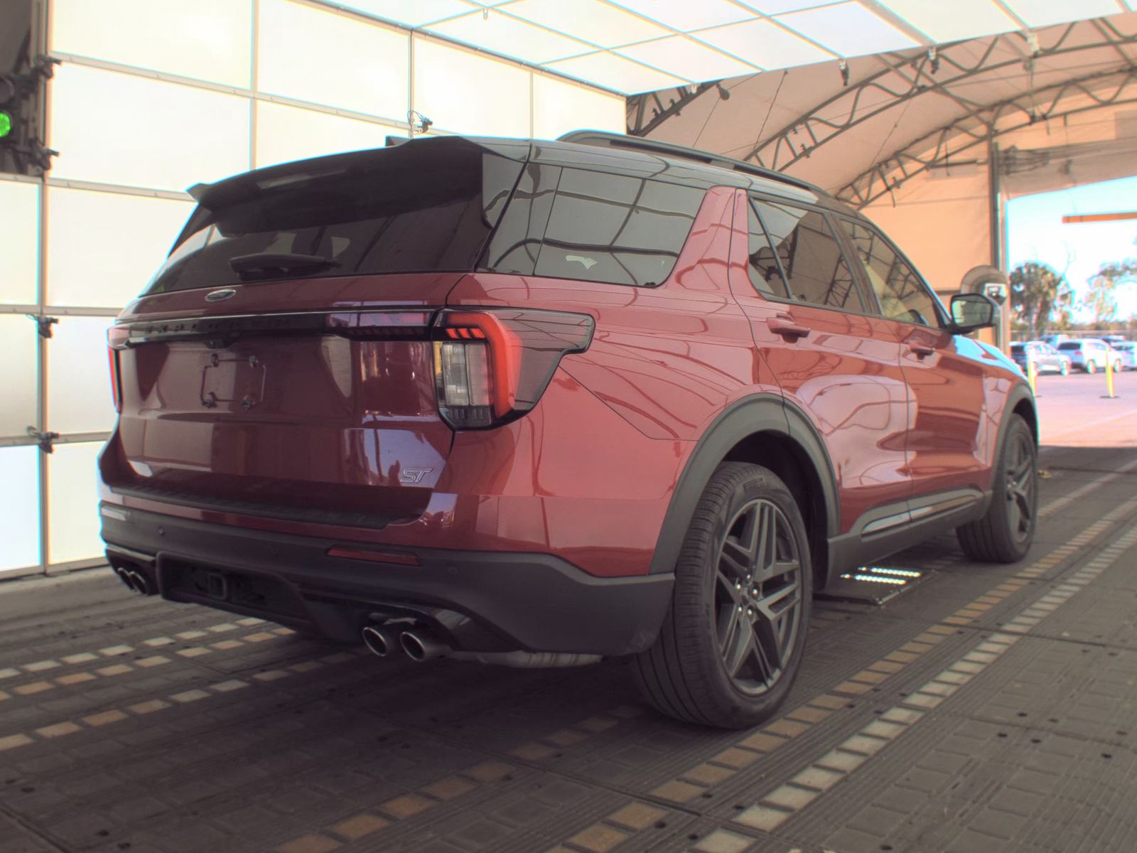 2025 Ford Explorer ST FWD