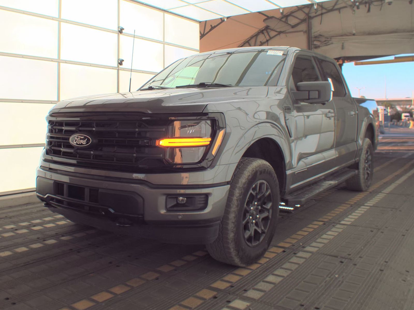2024 Ford F-150 Hybrid XLT AWD