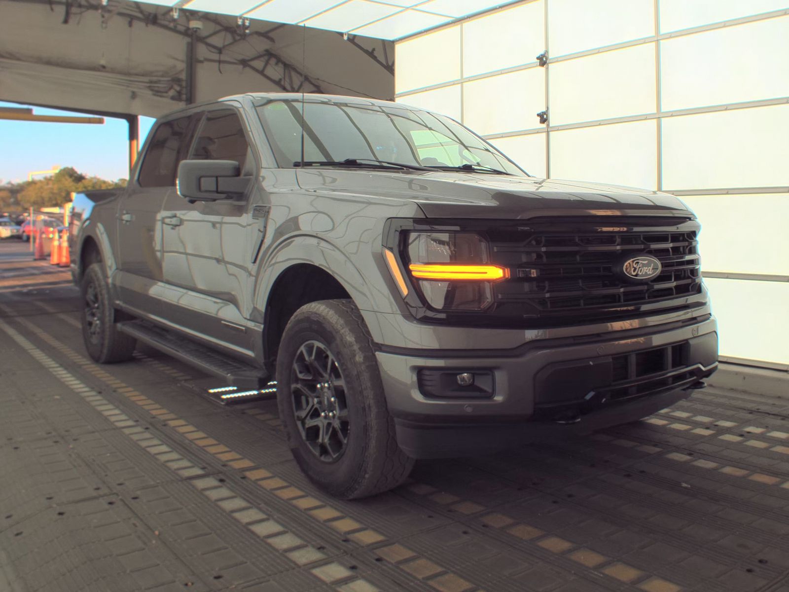 2024 Ford F-150 Hybrid XLT AWD
