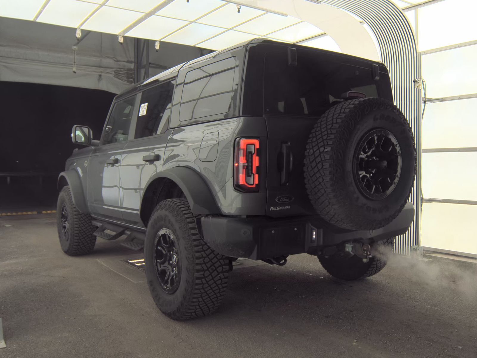 FORD BRONCO - 9
