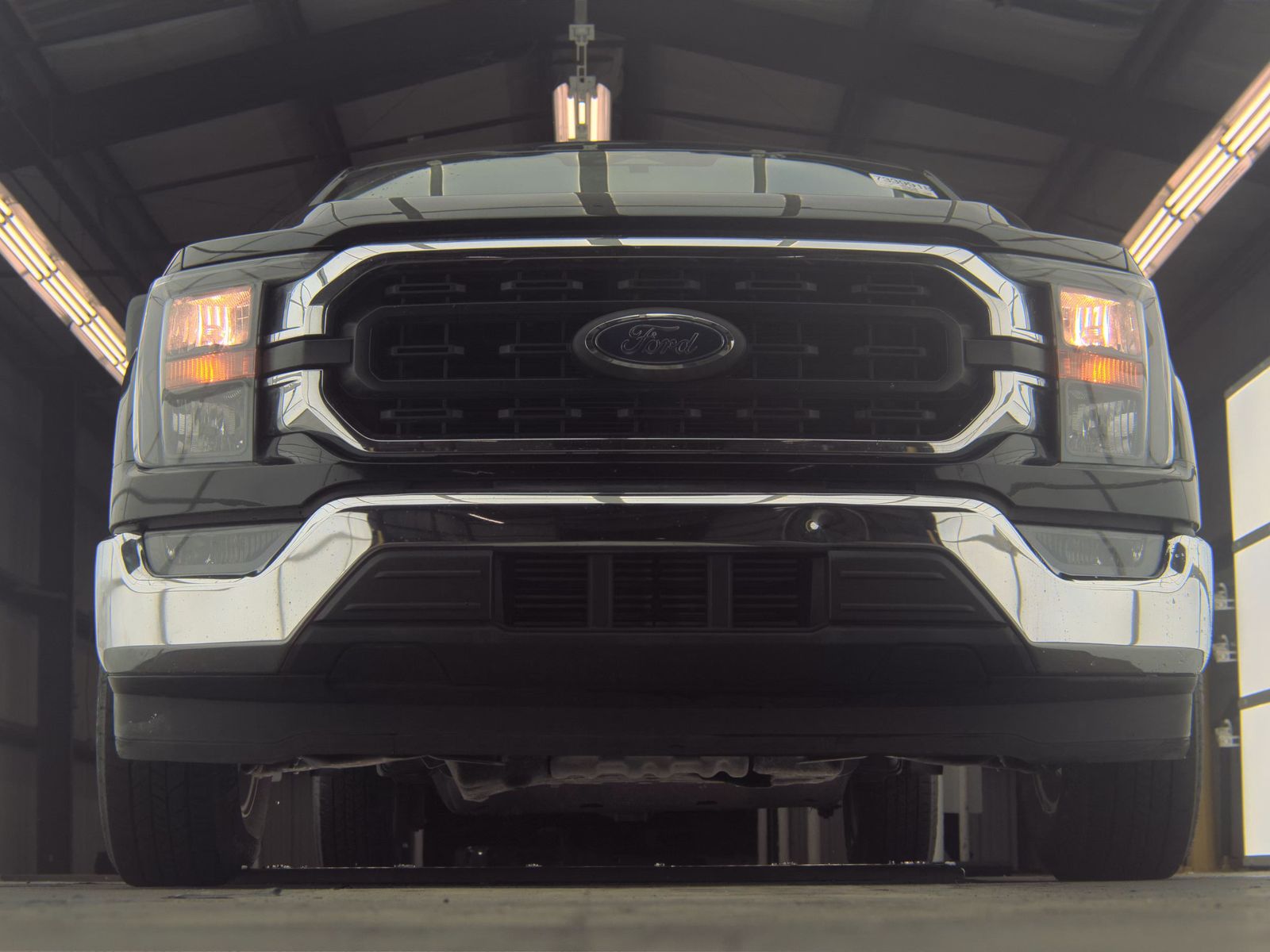 2023 Ford F-150 XLT RWD