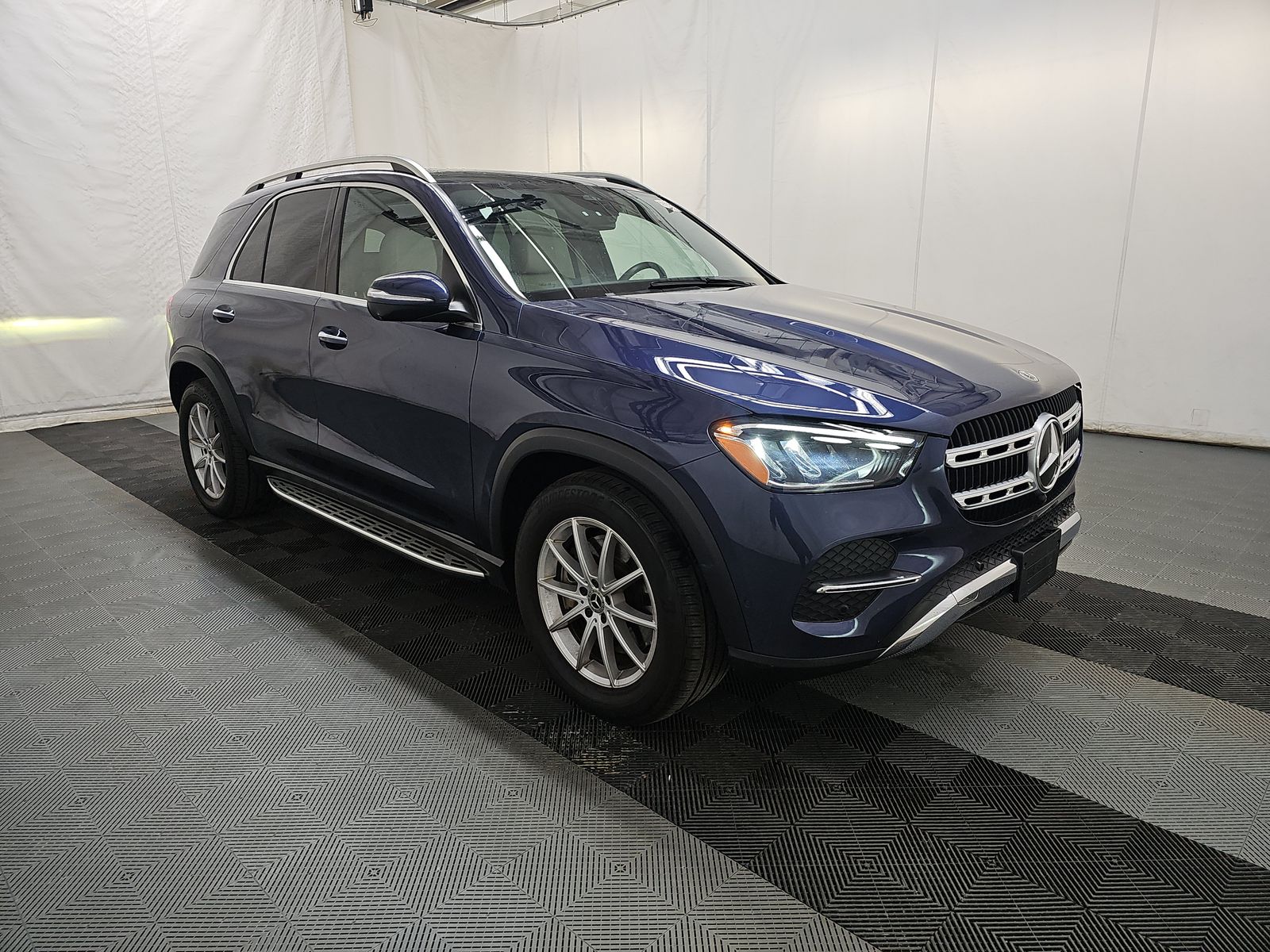 MERCEDES-BENZ GLE - 4