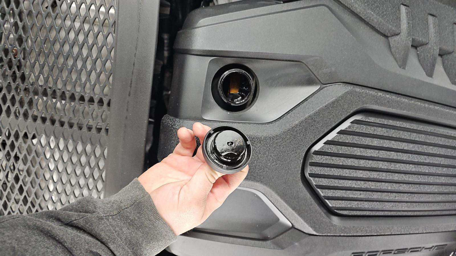 2022 Porsche Macan Base AWD