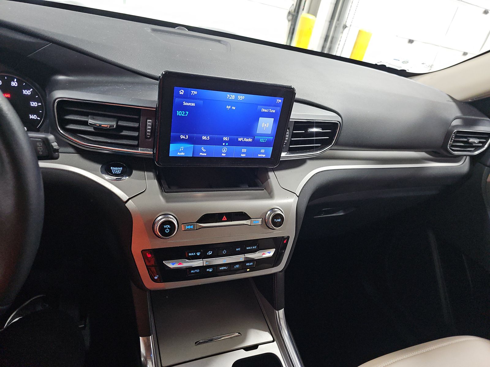 2022 Ford Explorer XLT AWD