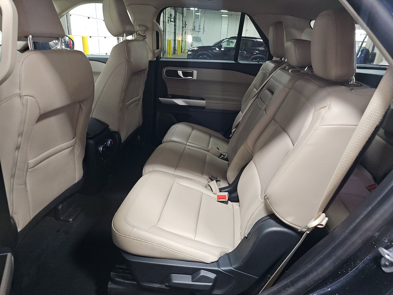 2022 Ford Explorer XLT AWD