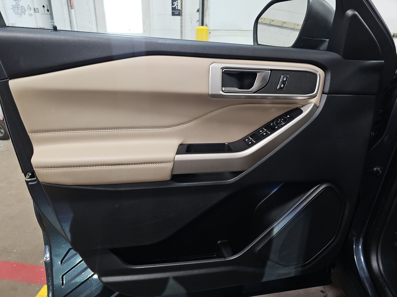 2022 Ford Explorer XLT AWD