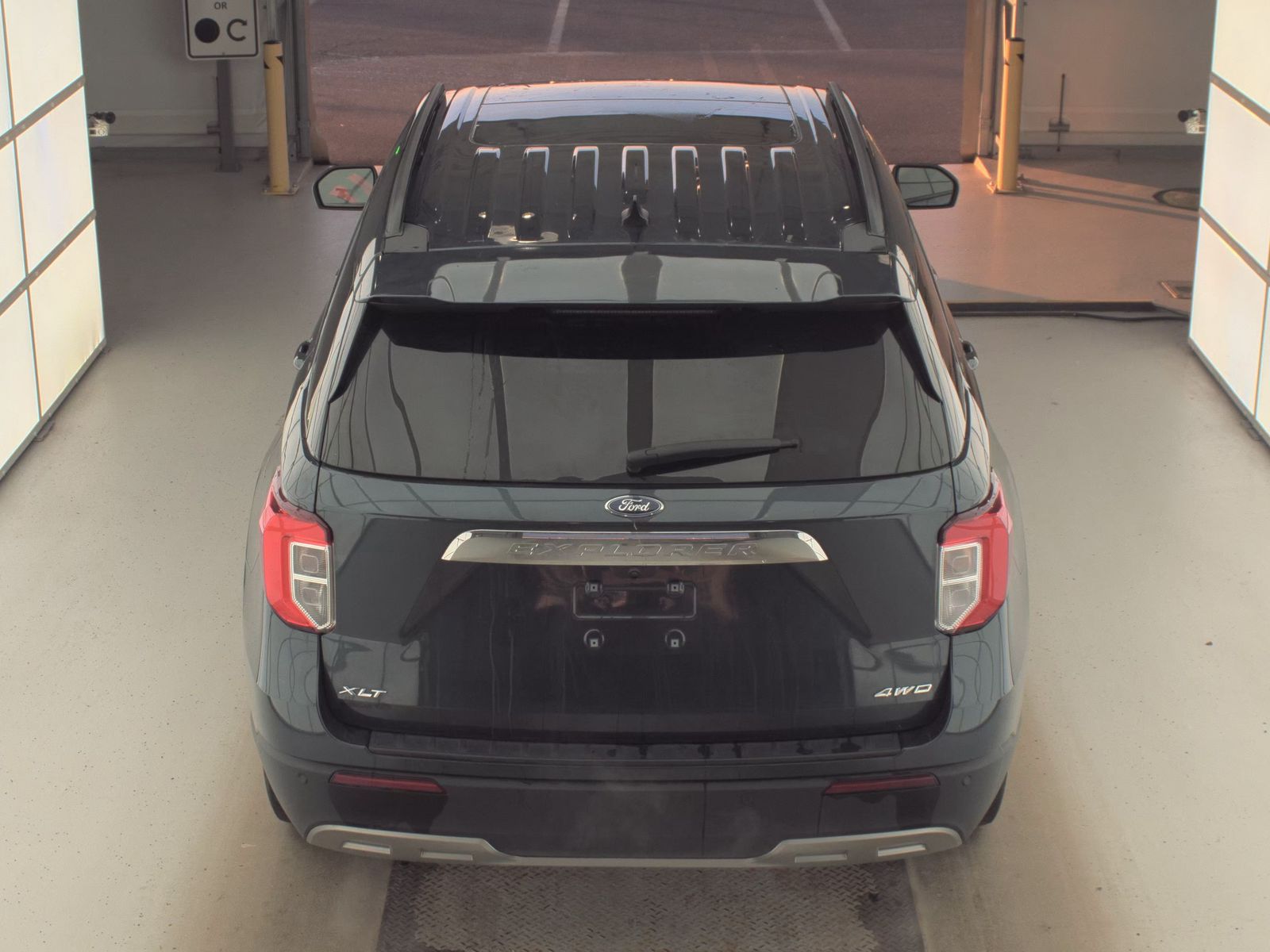 2022 Ford Explorer XLT AWD