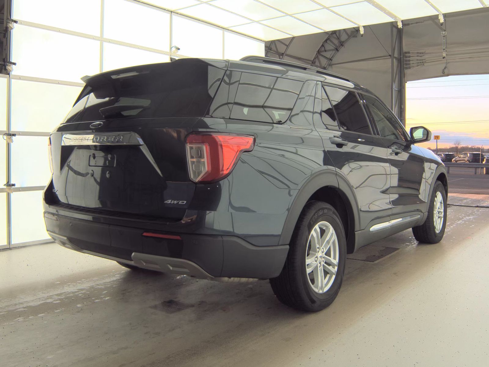 2022 Ford Explorer XLT AWD