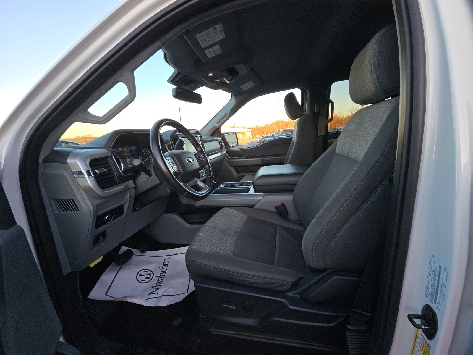 2023 Ford F-150 XLT AWD