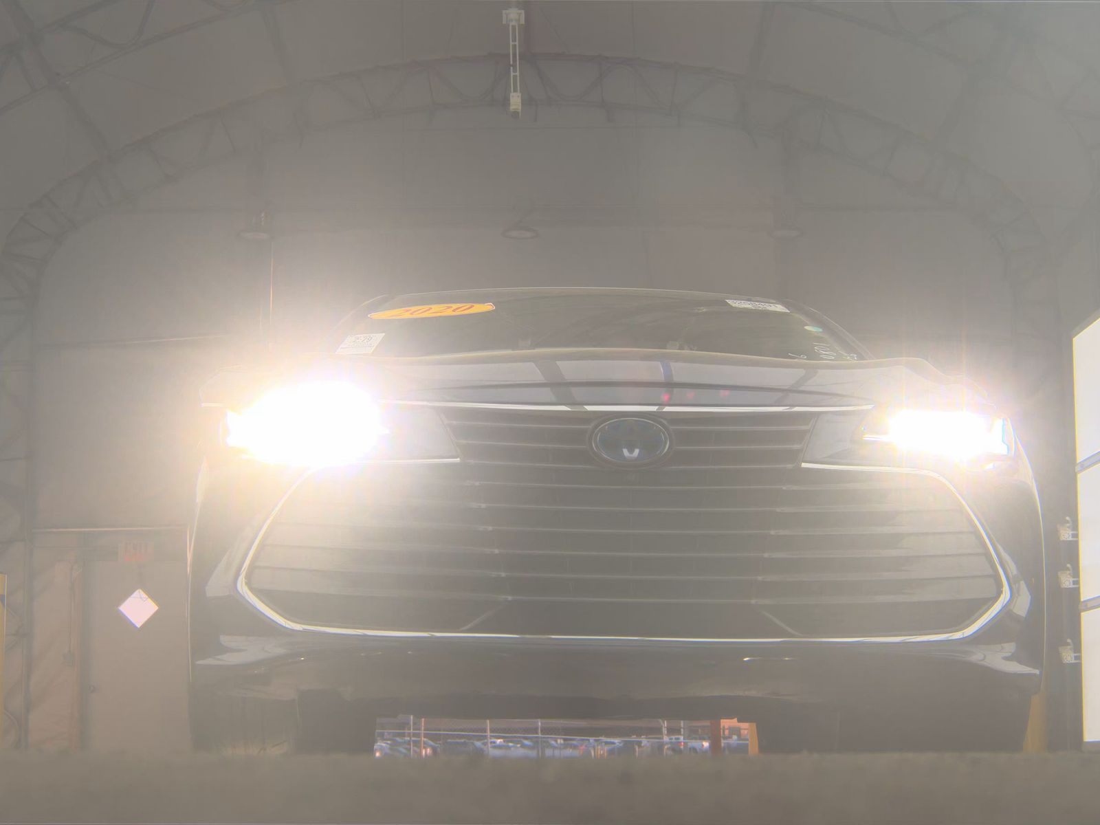 2020 Toyota Avalon Hybrid Limited FWD