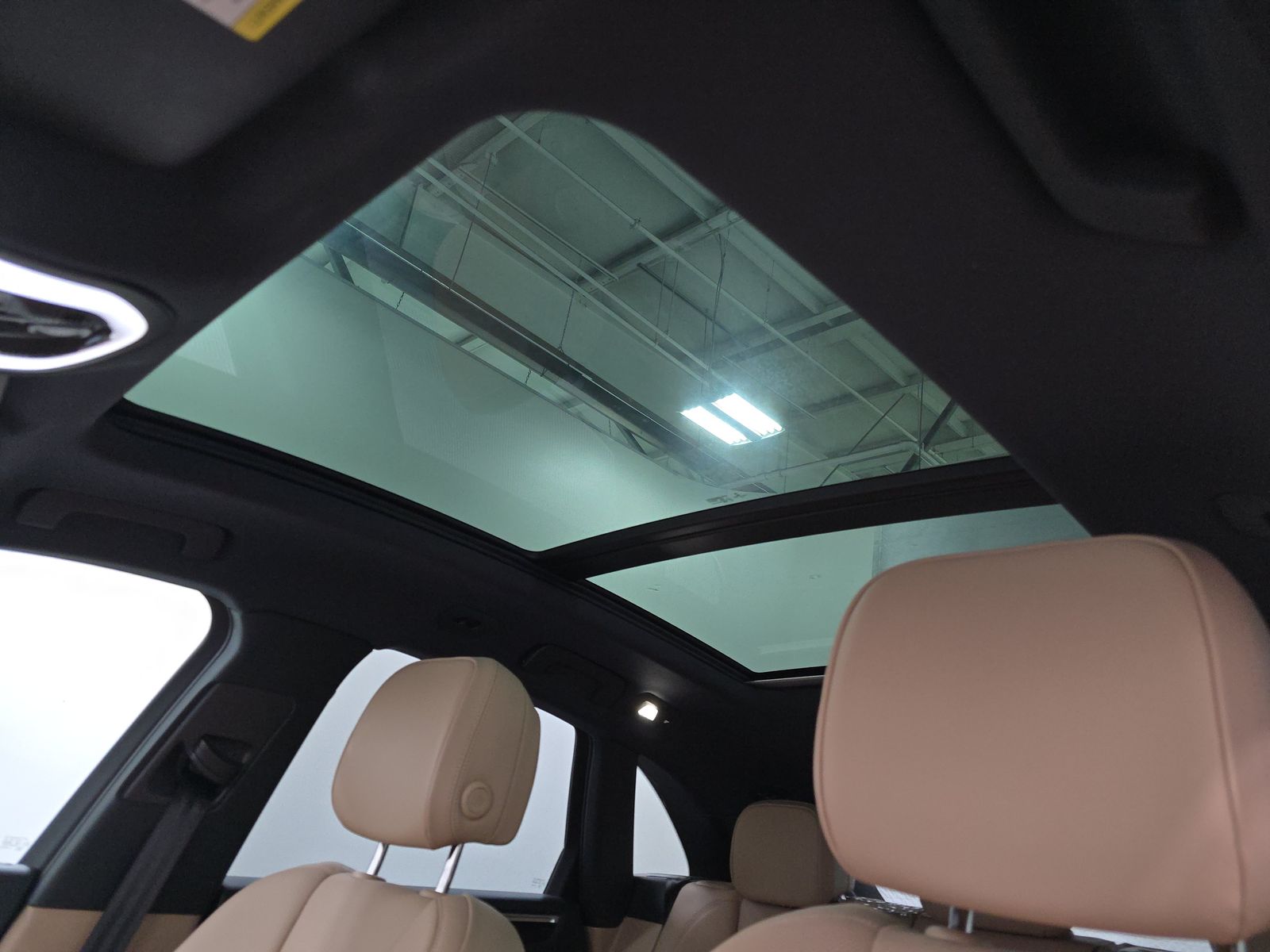 2022 Porsche Macan Base AWD