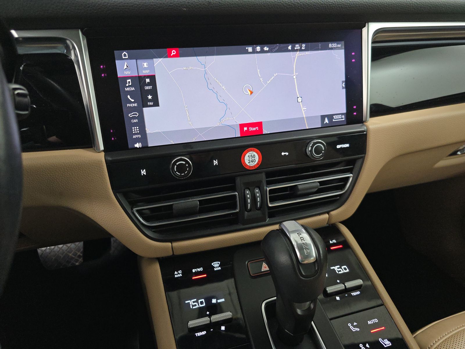 2022 Porsche Macan Base AWD