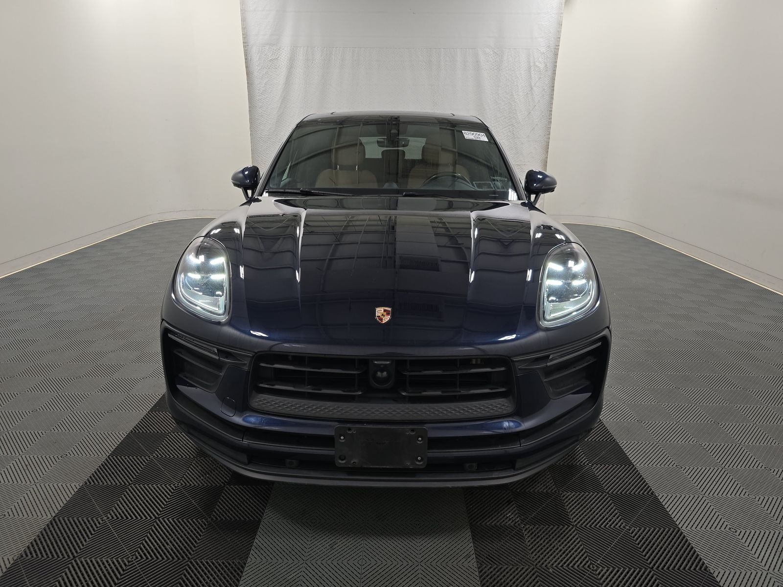 2022 Porsche Macan Base AWD