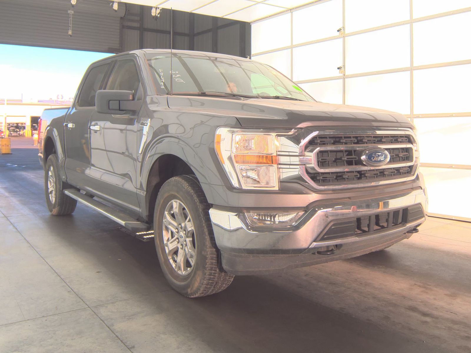 2023 Ford F-150 XLT AWD