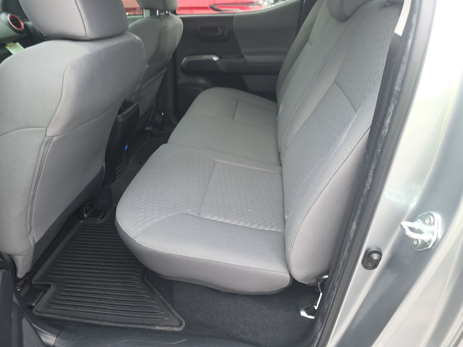 2022 Toyota Tacoma SR5 RWD