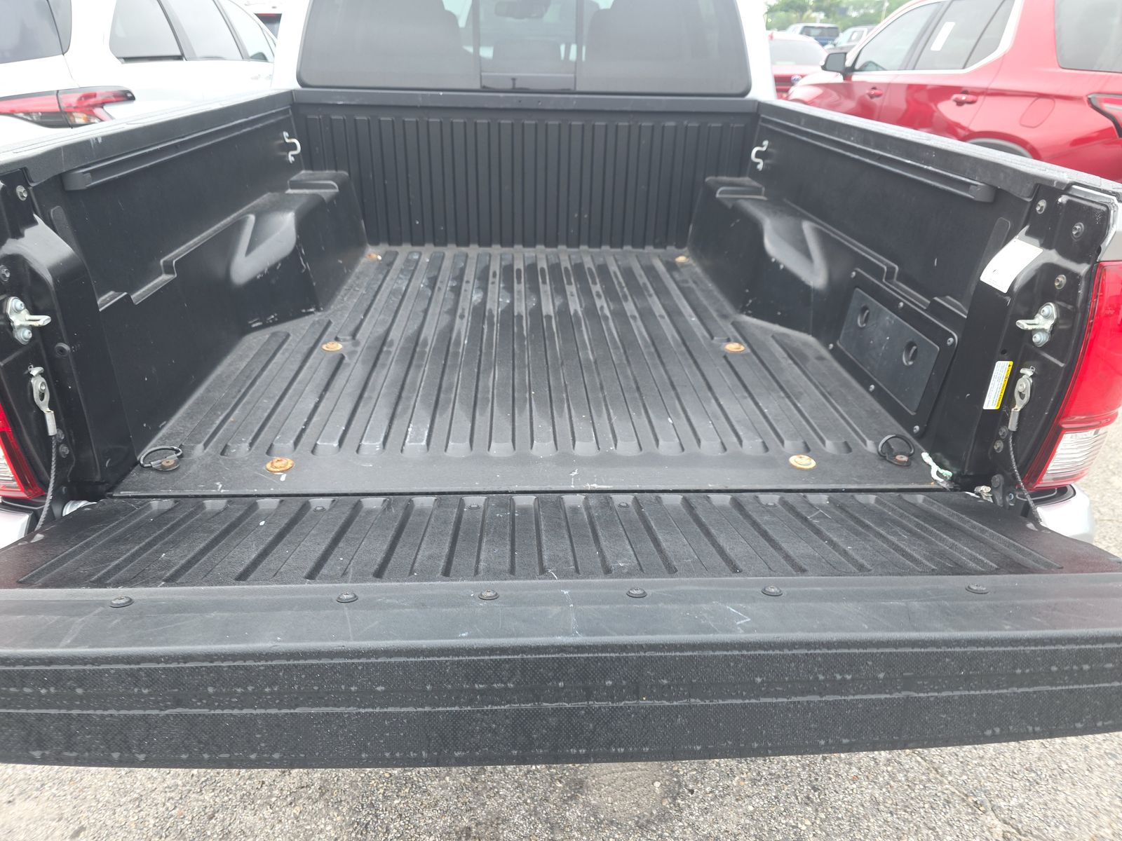 2022 Toyota Tacoma SR5 RWD