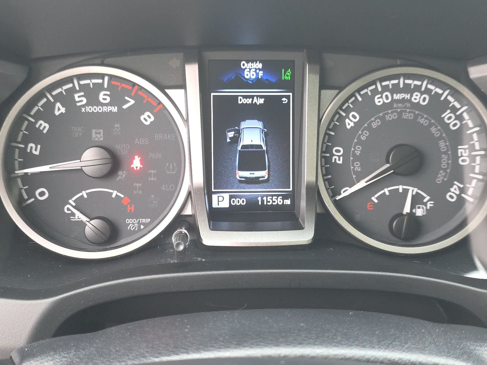 2022 Toyota Tacoma SR5 RWD