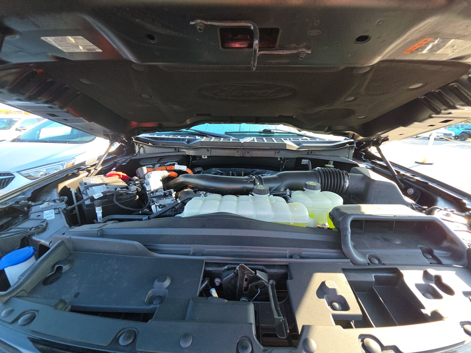 2024 Ford F-150 Hybrid XLT AWD