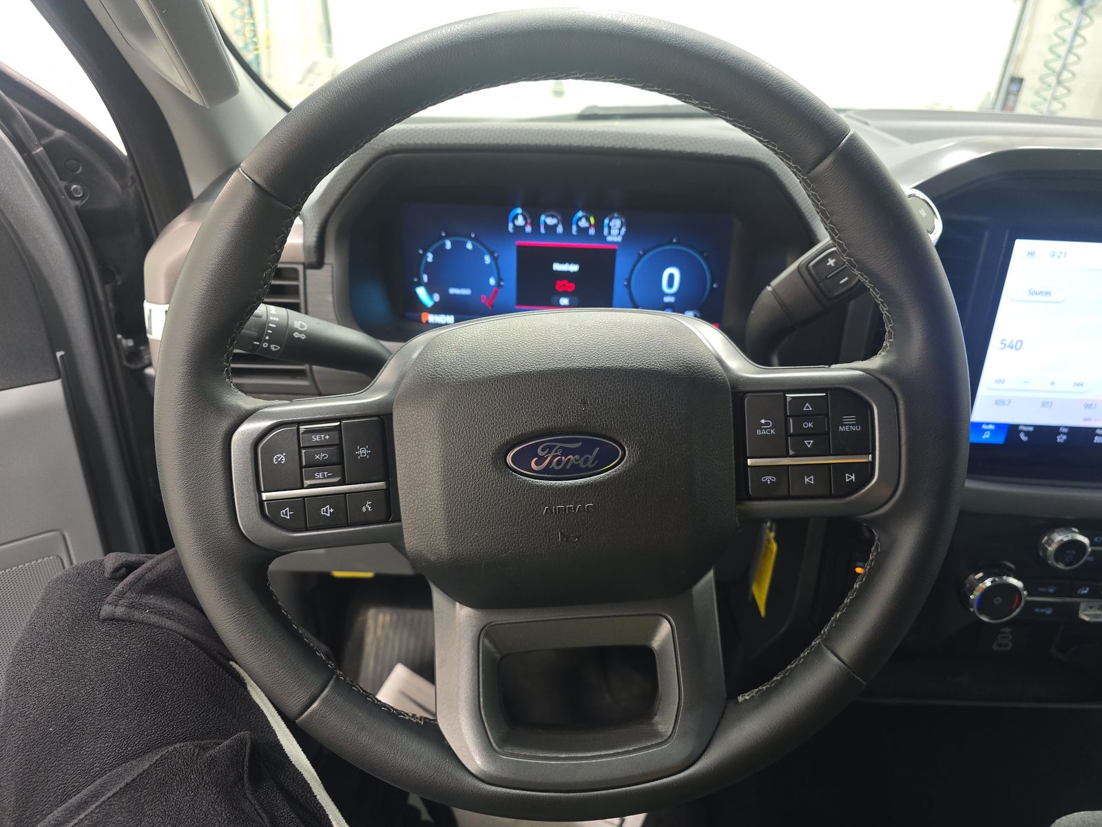 2025 Ford F-150 XLT AWD