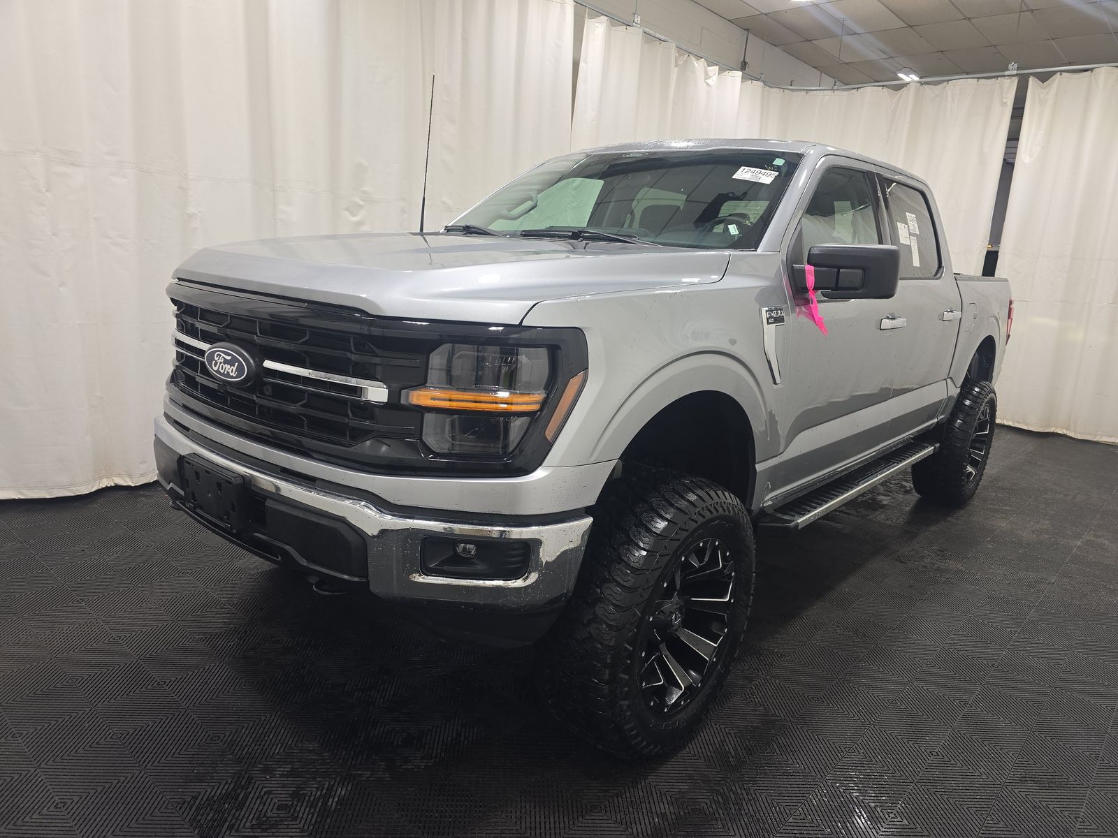 2025 Ford F-150 XLT AWD