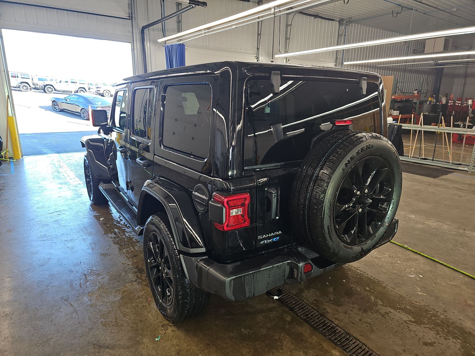 JEEP WRANGLER - 7