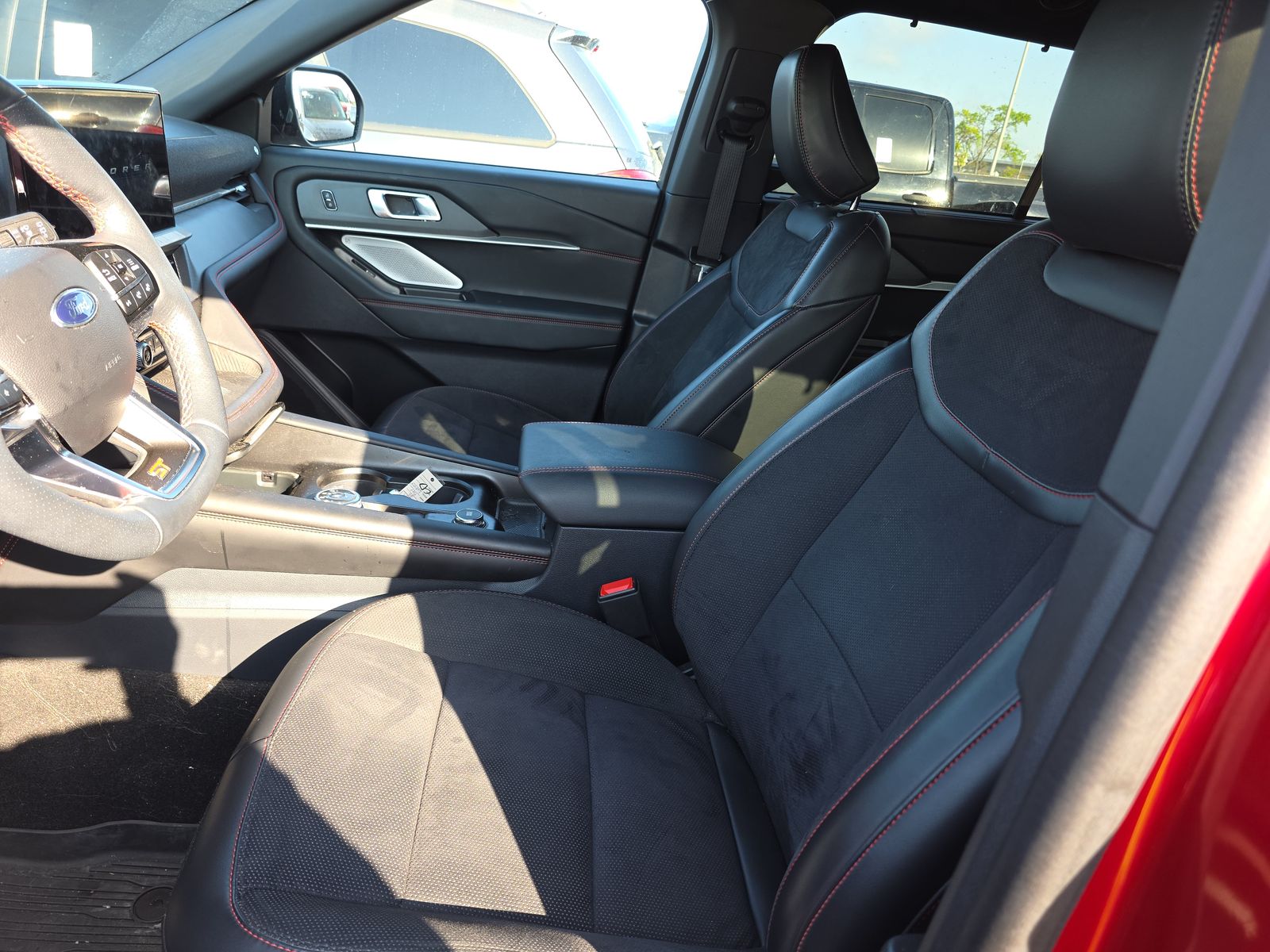 2025 Ford Explorer ST FWD