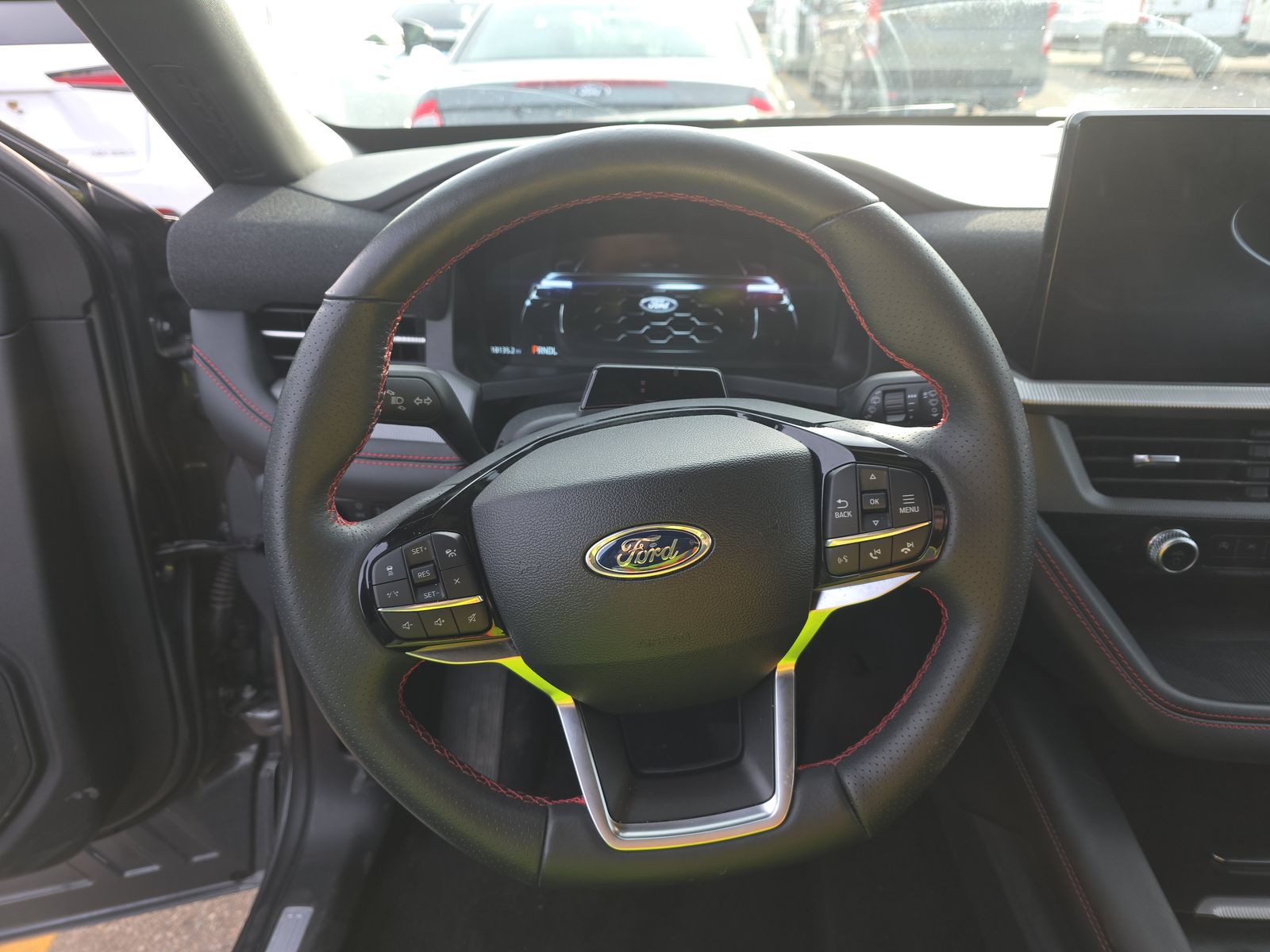 2025 Ford Explorer ST-Line AWD