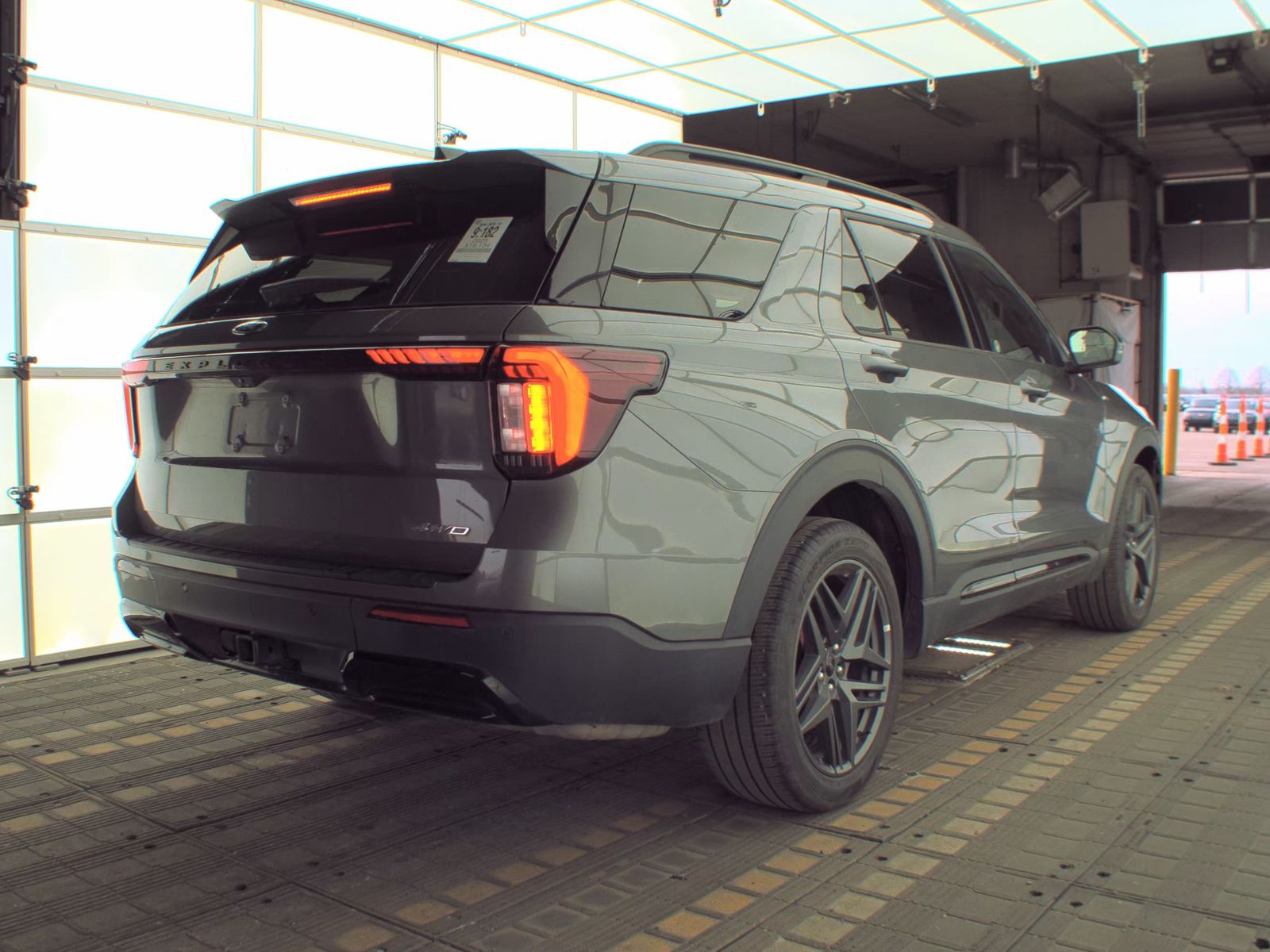 2025 Ford Explorer ST-Line AWD