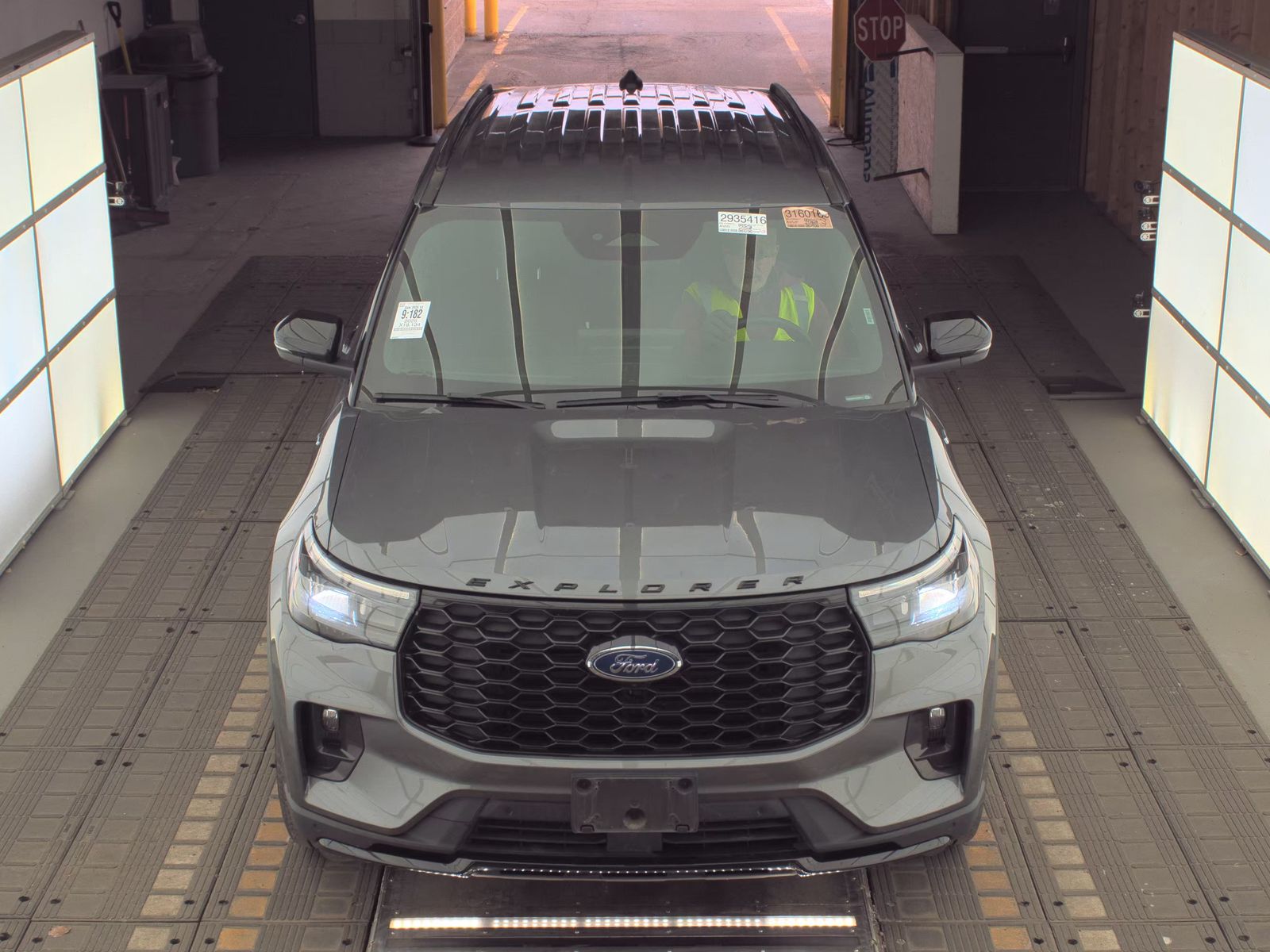 2025 Ford Explorer ST-Line AWD