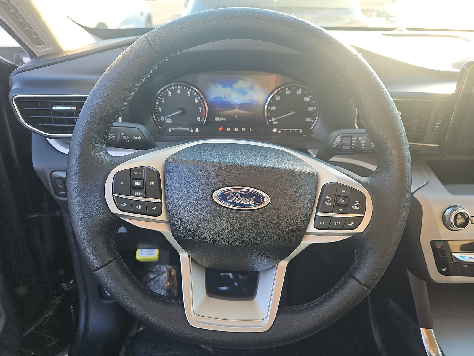 2024 Ford Explorer XLT AWD