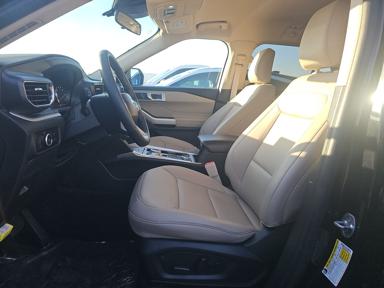 2024 Ford Explorer XLT AWD