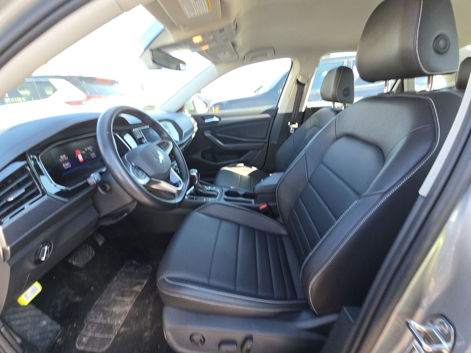 2024 Volkswagen Jetta 1.5T SE FWD